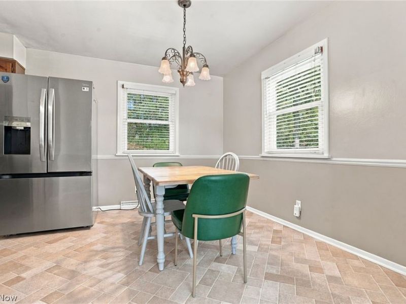 1367 Cherry Lane, Uniontown, OH 44685 Photo 10