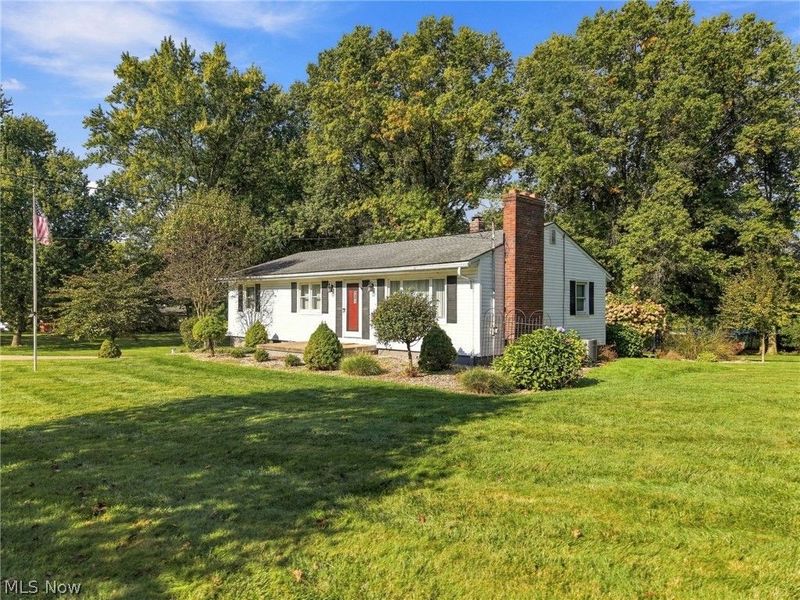 1367 Cherry Lane, Uniontown, OH 44685 Photo 2