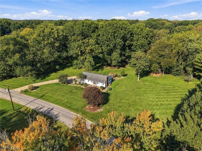 1367 Cherry Lane, Uniontown, OH 44685 Photo 3