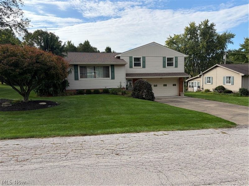 309 Bell Avenue, Columbiana, OH 44408 Photo 2