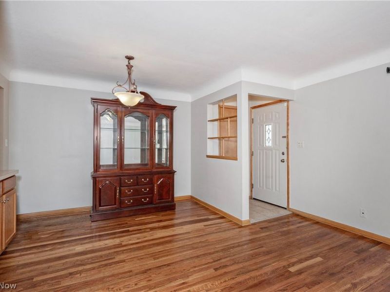 1673 Chelmsford Road, Mayfield Heights, OH 44124 Photo 10