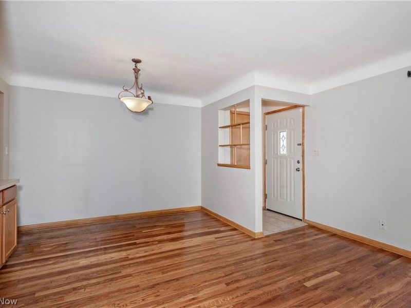 1673 Chelmsford Road, Mayfield Heights, OH 44124 Photo 10