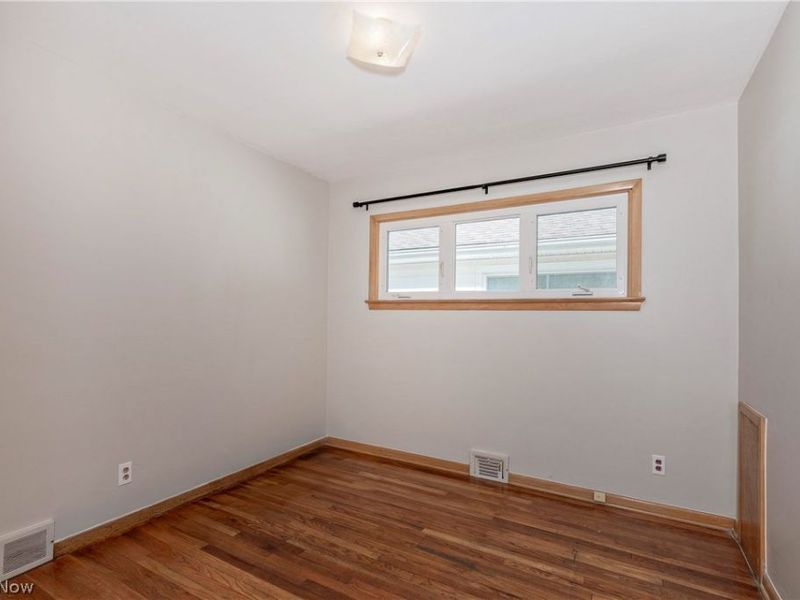 1673 Chelmsford Road, Mayfield Heights, OH 44124 Photo 22