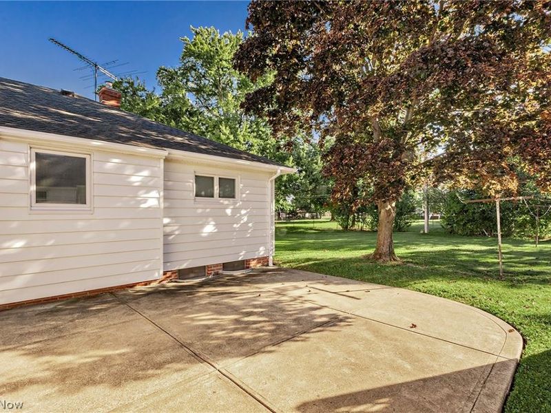 1673 Chelmsford Road, Mayfield Heights, OH 44124 Photo 36