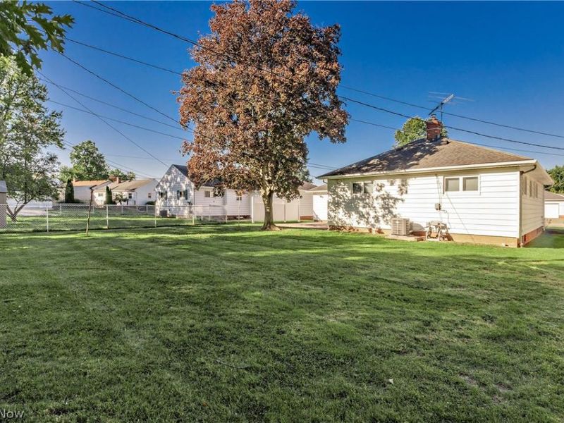 1673 Chelmsford Road, Mayfield Heights, OH 44124 Photo 38