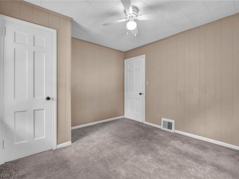 630 Barbara Avenue, Akron, OH 44306 Photo 12