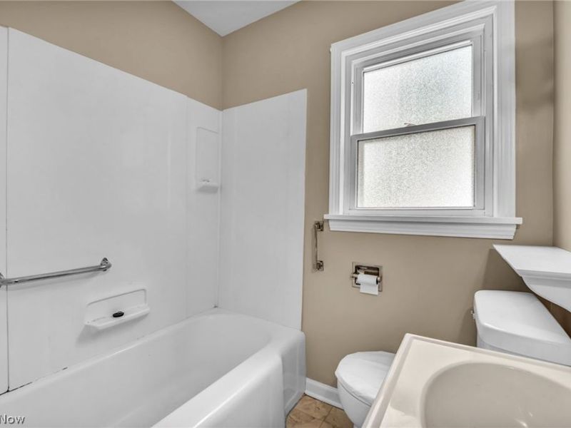 630 Barbara Avenue, Akron, OH 44306 Photo 19