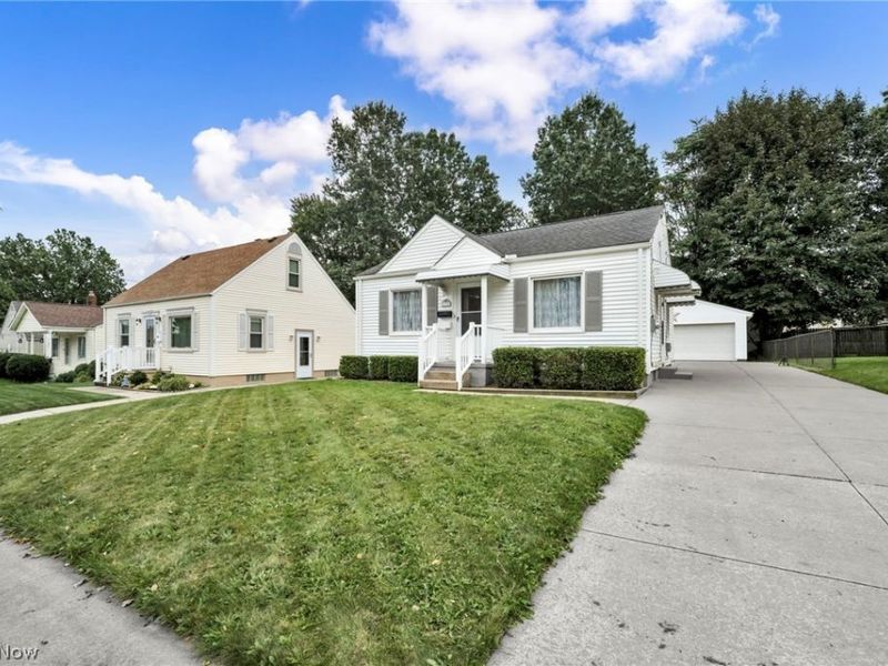 630 Barbara Avenue, Akron, OH 44306 Photo 2