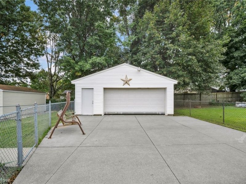 630 Barbara Avenue, Akron, OH 44306 Photo 33