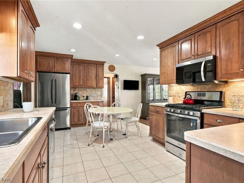 4107 Ashwood Street NW, Canton, OH 44708 Photo 13