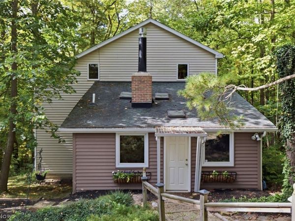 13774 Oak Tree Trail , Chardon, OH 44024