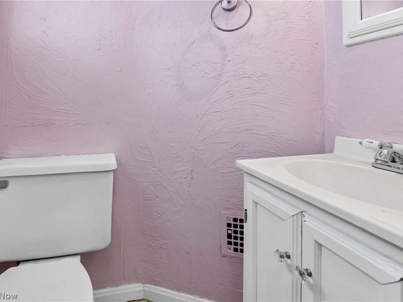 94 E 217th Street, Euclid, OH 44123 Photo 16