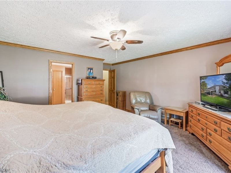 1009 E Reno Drive , Louisville, OH 44641 Photo 31