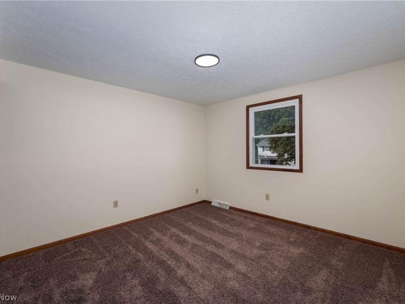 389 Stonewood Street, Canal Fulton, OH 44614 Photo 12