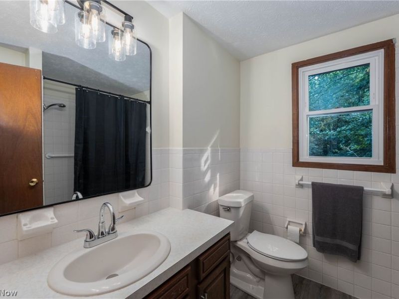 389 Stonewood Street, Canal Fulton, OH 44614 Photo 9