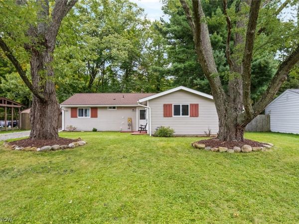 1395 Arcadia Road , Kent, OH 44240