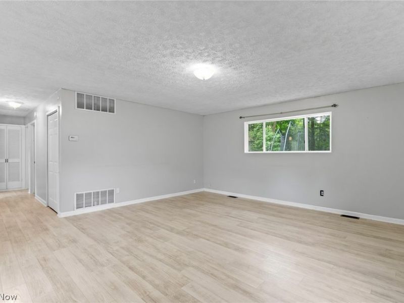 1395 Arcadia Road, Kent, OH 44240 Photo 8