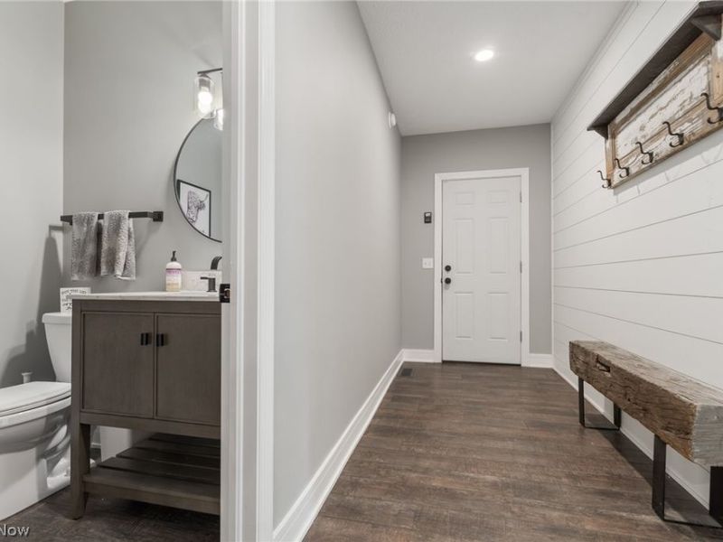 9067 NW Bletchley Avenue NW, North Canton, OH 44720 Photo 14