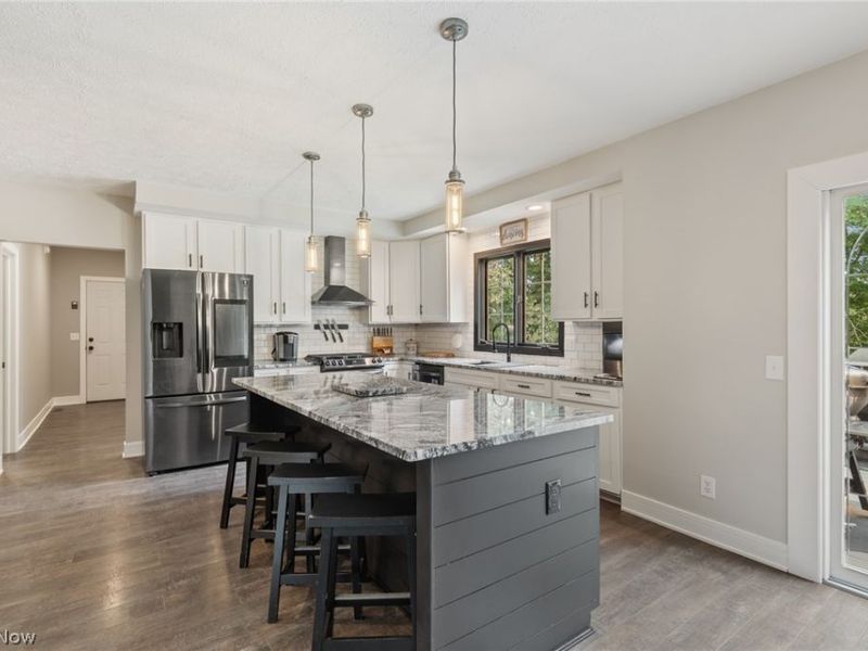 9067 NW Bletchley Avenue NW, North Canton, OH 44720 Photo 6