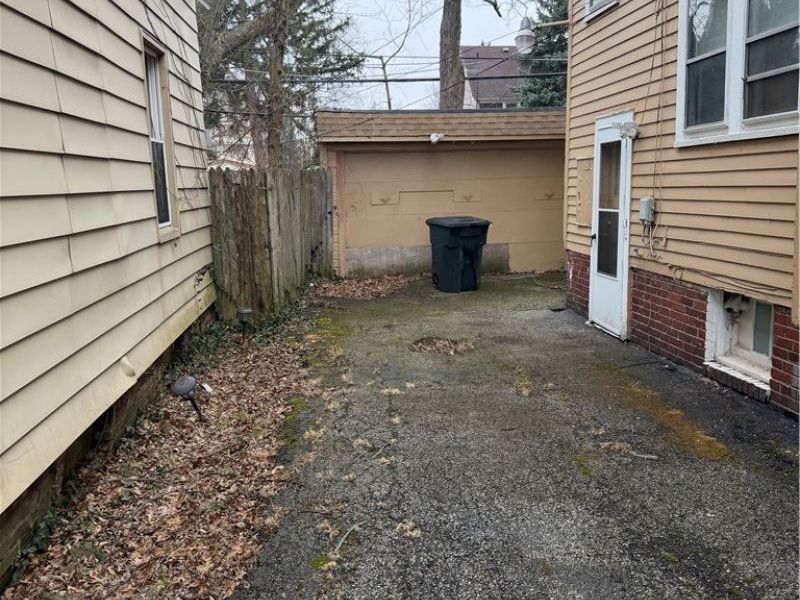 14520 Dover Avenue, Cleveland, OH 44112 Photo 15