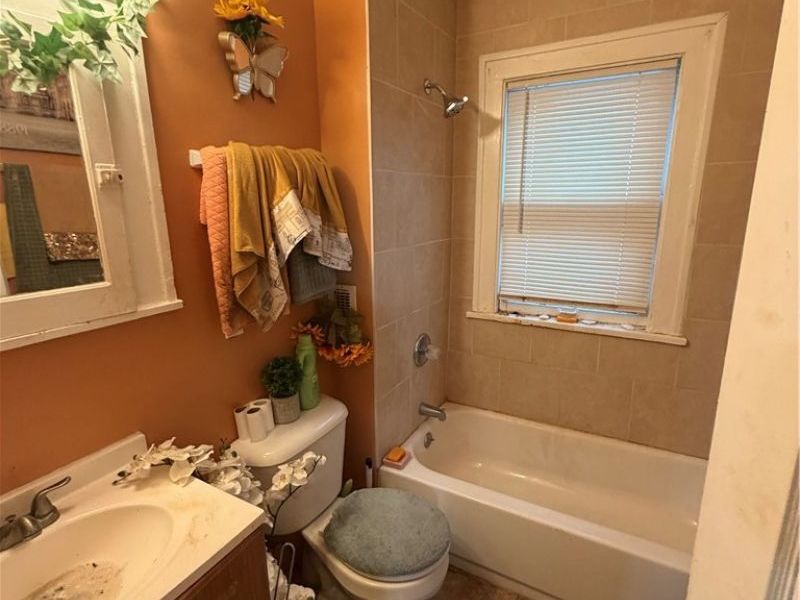 14520 Dover Avenue, Cleveland, OH 44112 Photo 6