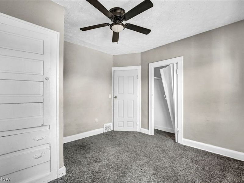891 Paxton Road, Cleveland, OH 44108 Photo 19