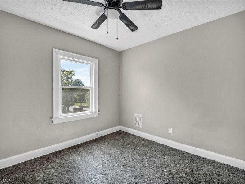 891 Paxton Road, Cleveland, OH 44108 Photo 24
