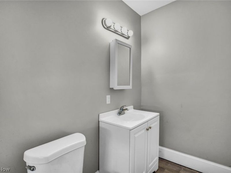 891 Paxton Road, Cleveland, OH 44108 Photo 28