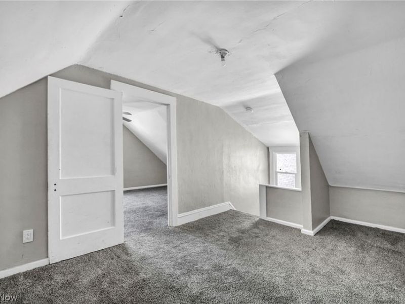 891 Paxton Road, Cleveland, OH 44108 Photo 32