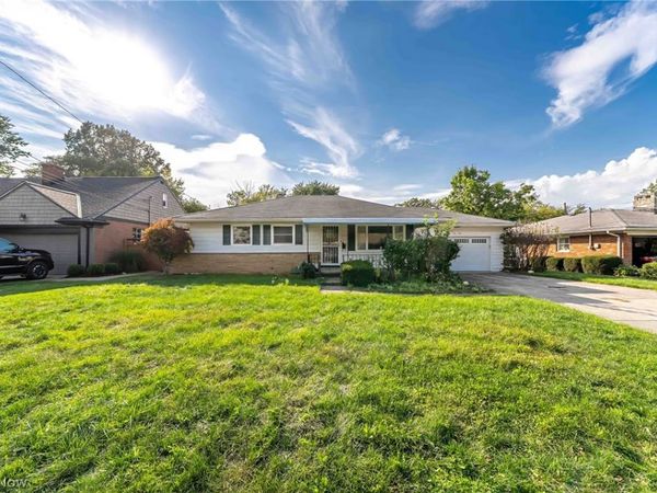 2640 Carmen Drive , Rocky River, OH 44116