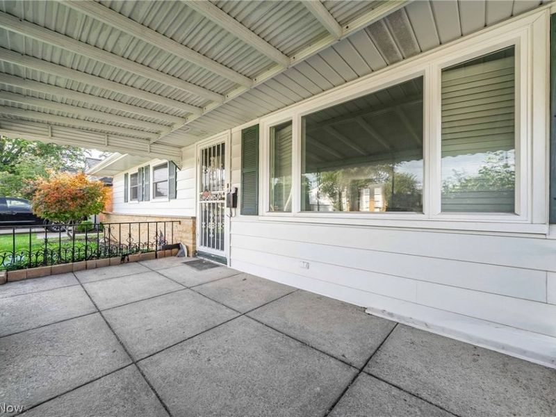 2640 Carmen Drive, Rocky River, OH 44116 Photo 3