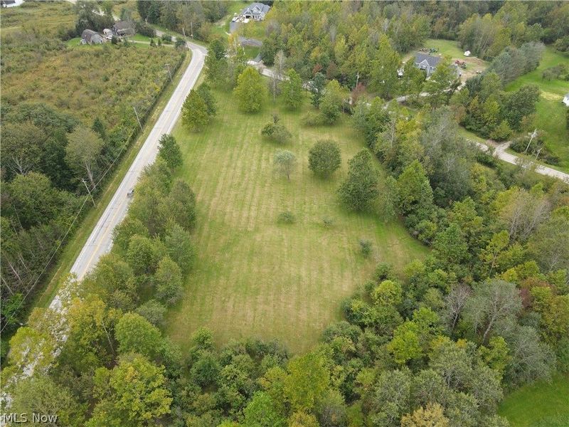 6645 Chagrin River Road, Chagrin Falls, OH 44022 Photo 3