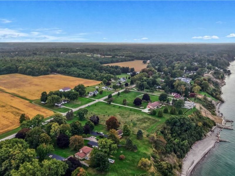 1256 Lake Road, Conneaut, OH 44030 Photo 10