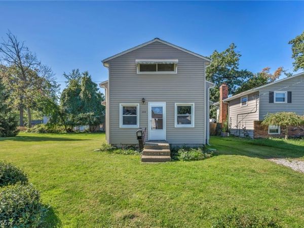 224 Kenyon Road , Eastlake, OH 44095