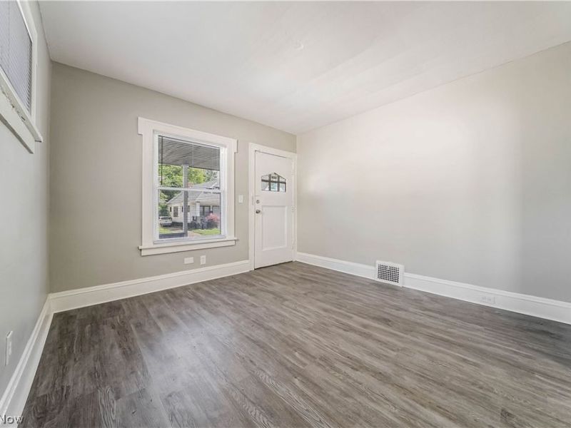 1462 E 173rd Street, Cleveland, OH 44110 Photo 12