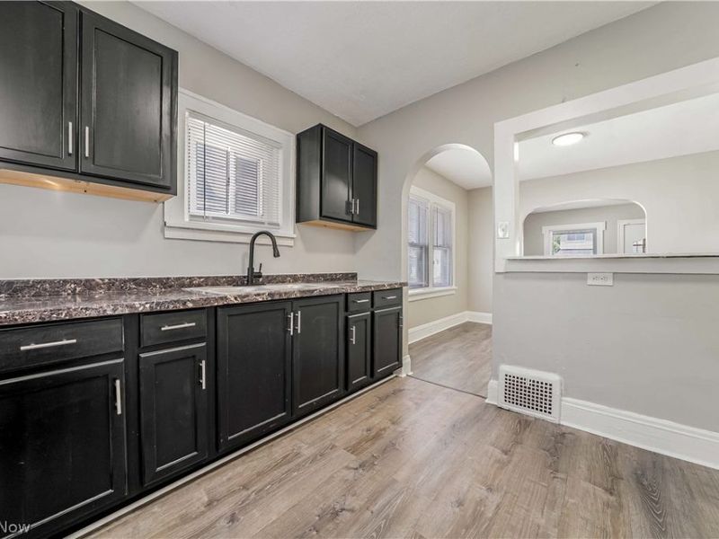 1462 E 173rd Street, Cleveland, OH 44110 Photo 18