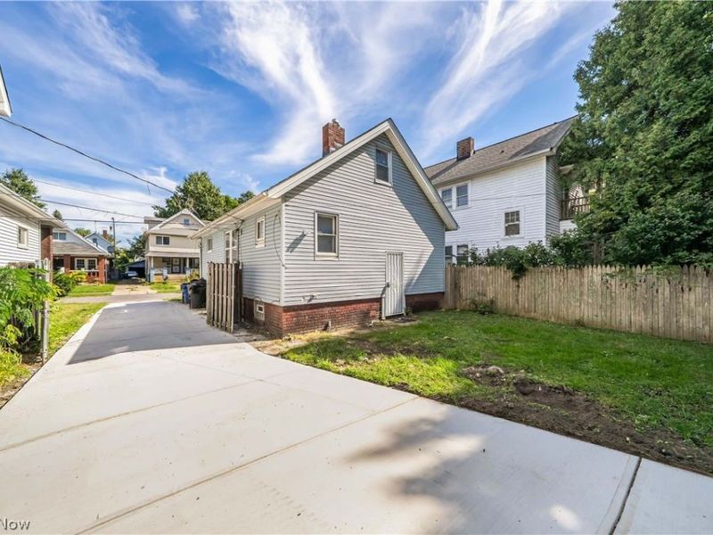 1462 E 173rd Street, Cleveland, OH 44110 Photo 4