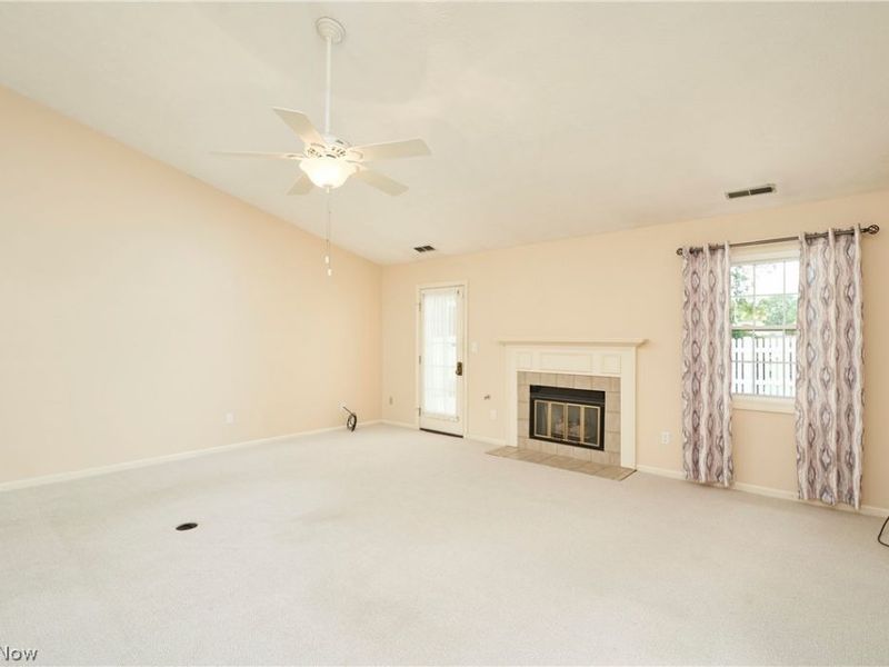 928 Sturbridge Drive, Akron, OH 44313 Photo 7