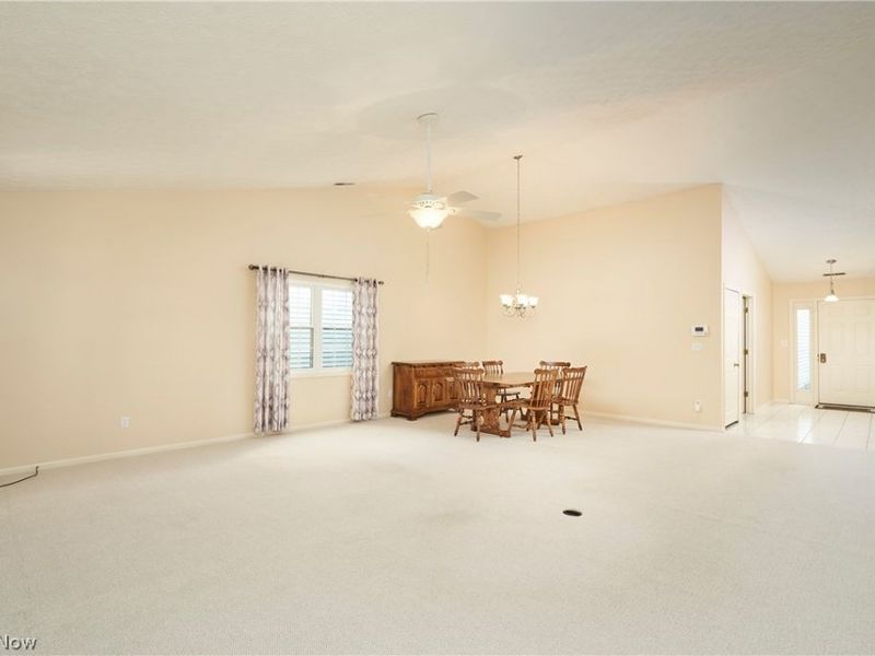 928 Sturbridge Drive, Akron, OH 44313 Photo 8