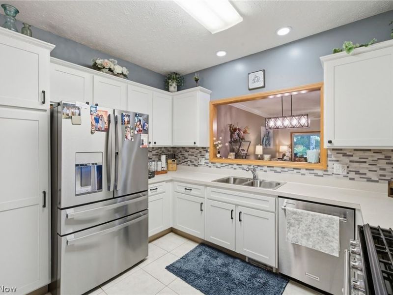 6853 Savannah Drive, North Ridgeville, OH 44039 Photo 15