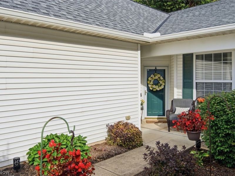 6853 Savannah Drive, North Ridgeville, OH 44039 Photo 4