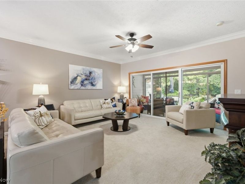 6853 Savannah Drive, North Ridgeville, OH 44039 Photo 8