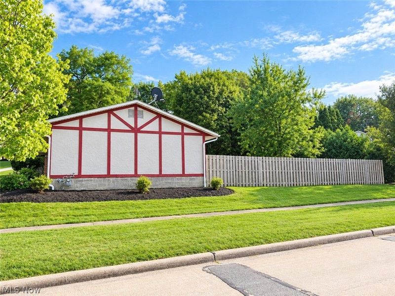 5646 Vista Circle, Willoughby, OH 44094 Photo 3