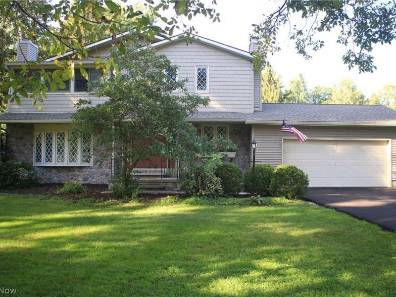 42820 Dellefield Road, Elyria, OH 44035 Photo 1