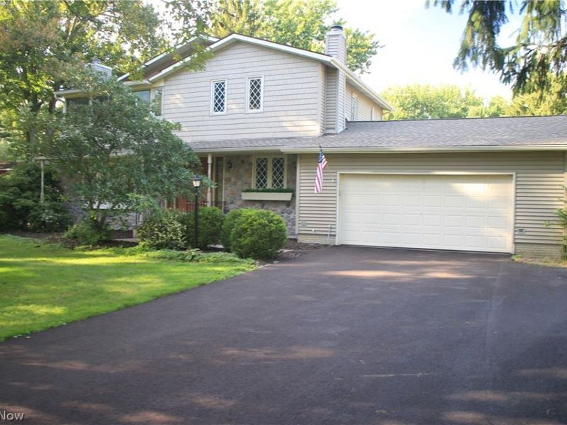 42820 Dellefield Road, Elyria, OH 44035 Photo 2