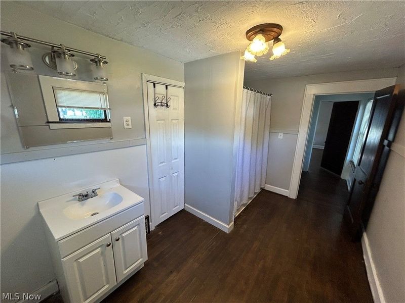 109 Main Street N, Navarre, OH 44662 Photo 15