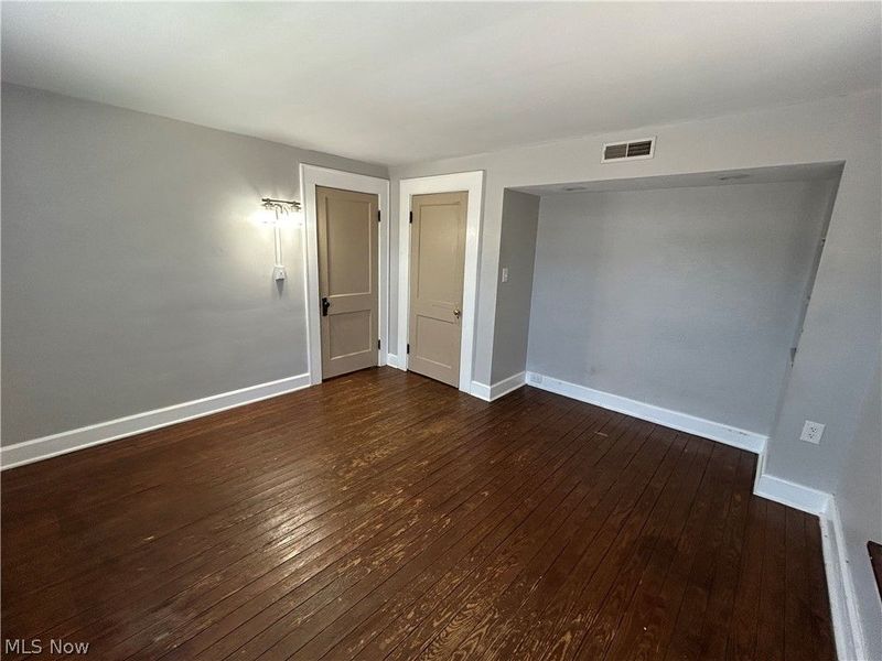109 Main Street N, Navarre, OH 44662 Photo 18