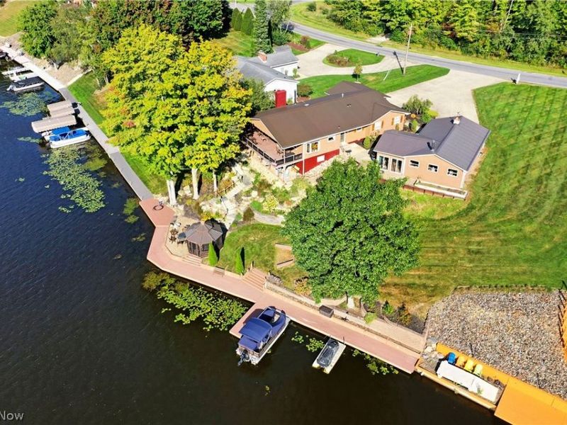 1460 Lake Vue Drive, Roaming Shores, OH 44085 Photo 16