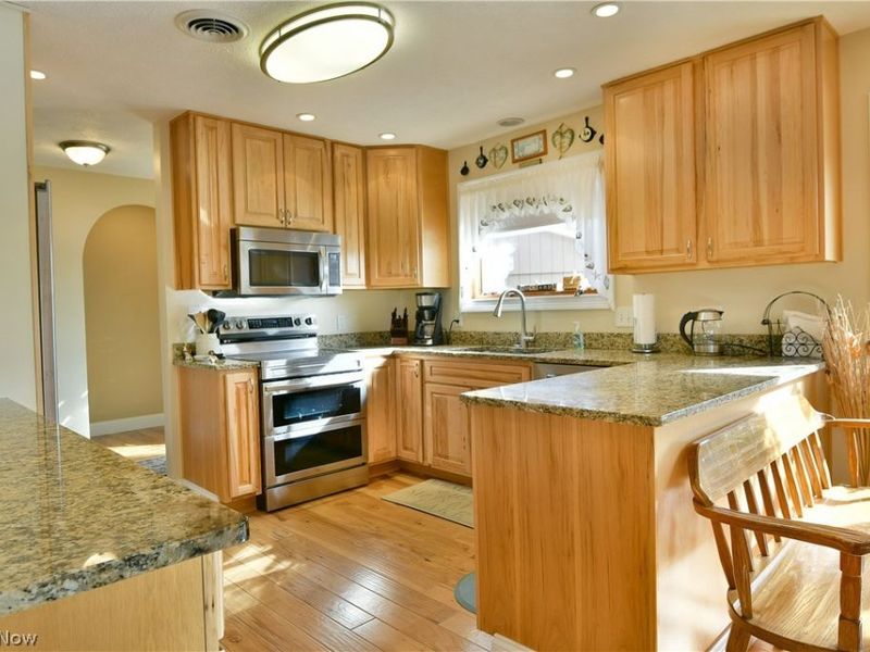 1460 Lake Vue Drive, Roaming Shores, OH 44085 Photo 19