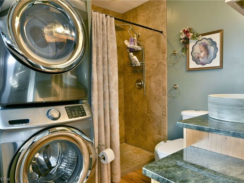 1460 Lake Vue Drive, Roaming Shores, OH 44085 Photo 36